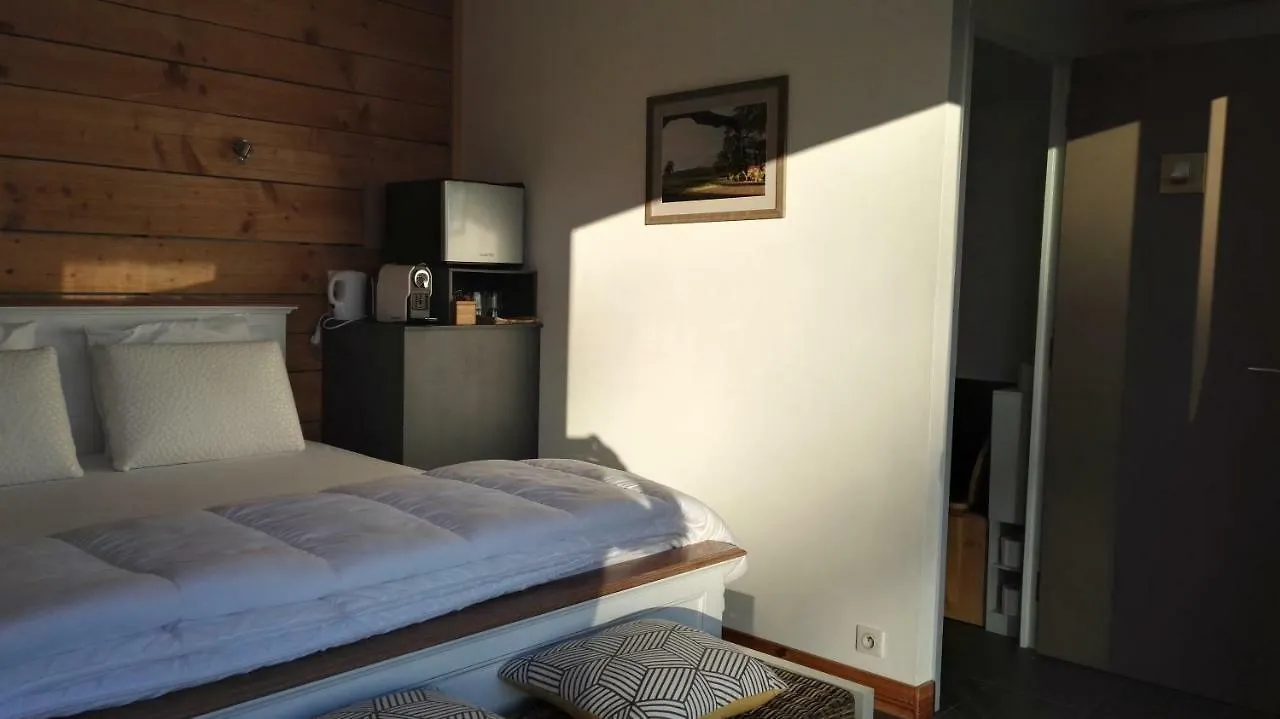 Летний дом Le Cottage De La Doucette Пемпон Франция